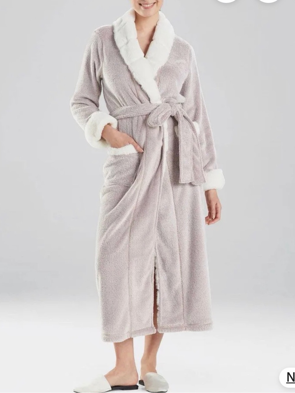 Natori robe